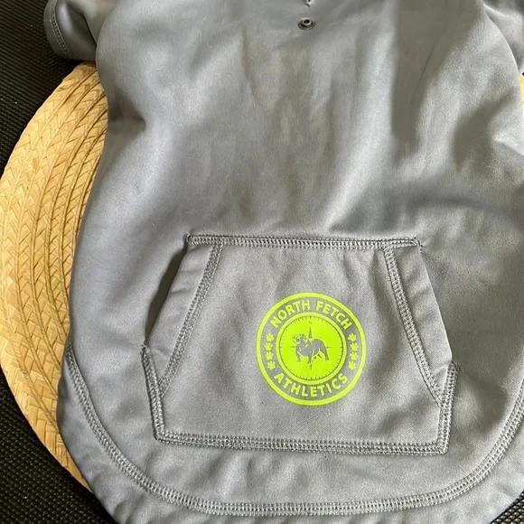 North Fetch Athletics Pets Hoodie Top Size Large - Picture 2 of 9